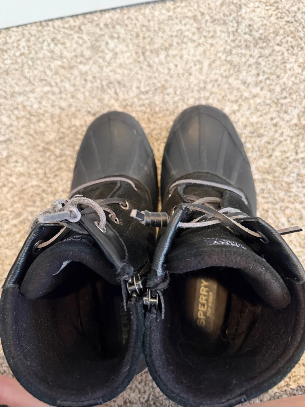 Sperry women’s black